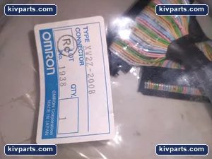 Omron XW2Z-200B Connector – actual item, photo 7 of 10