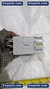 Allen-Bradley H100 Terminal Block – actual item, photo 4 of 6