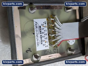 Honeywell PX2P12K10A1A-041 Micro Switch – actual item, photo 3 of 5