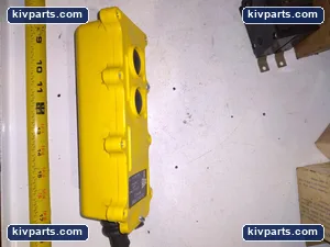 DUCT-O-WIRE MODEL K 125VAC MAX 10AMP NEMA TYPE 4 "CSA ENC. 4" "PD" – actual item, photo 3 of 4