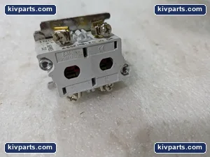 Eaton 10250TA42-3 Pushbutton – actual item, photo 4 of 7