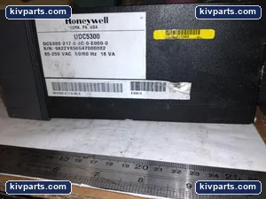 Honeywell UDC5300 Process Controller – actual item, photo 4 of 7