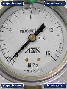 J72503 ASK Pressure Gauge – actual item, photo 5 of 6