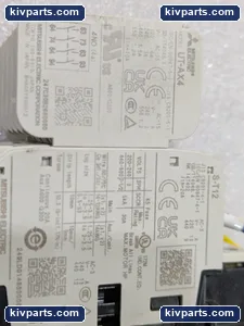 Mitsubishi UT-AX4 S-T12 Magnetic Contactor – actual item, photo 2 of 5