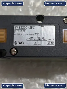 SMC VFS3300-3FZ 5 Port 3 Position Solenoid Valve – actual item, photo 4 of 6