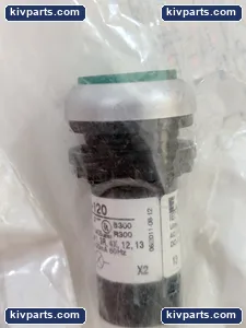 Eaton C22S-DRLH-W-K10-120 Pushbutton – actual item, photo 7 of 9