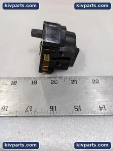 01033A 9A 125VAC – actual item, photo 4 of 6