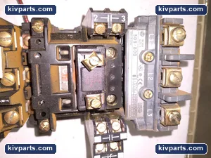 Allen-Bradley 509-B0D Motor Starter – actual item, photo 2 of 8