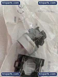 Eaton M22-DG-B Flush Pushbutton – actual item, photo 3 of 4