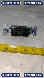 Eaton CSB120GY-BX-LW Toggle Switch – actual item, photo 5 of 6