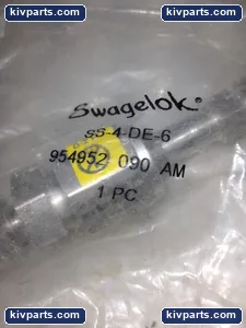 Swagelok SS-4-DE-6 Pipe Fitting – actual item, photo 2 of 3
