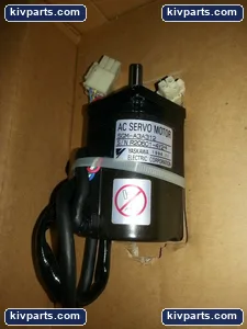 Yaskawa SGM-A3A312 AC Servo Motor – actual item, photo 2 of 2