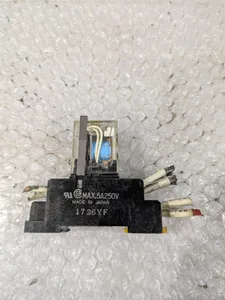 1726YF Relay Socket Base 5A 250V with Plug-In Ice Cube Relay Industrial Japan