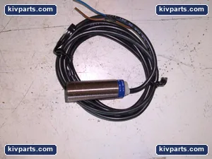 Schneider Electric XS518B1DAL2 Inductive Proximity Switch – actual item, photo 2 of 5