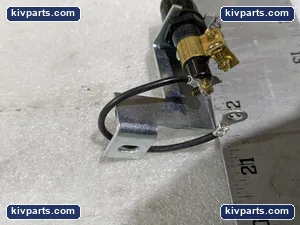 Square D 83320 Fuse Holder – actual item, photo 3 of 8
