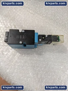 MAC 82A-AB-000-TM-DAAJ-1JD 4 Way 2 Position Solenoid Valve – actual item, photo 4 of 7