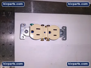 Eaton TR270V-10-LW Standard Duplex Receptacle – actual item, photo 2 of 5