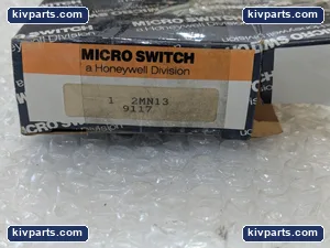 Honeywell 2MN13 Micro Switch – actual item, photo 8 of 9