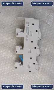 SYM 1610AWG Wohner 31959 Busbar Fuse Holder – actual item, photo 3 of 4