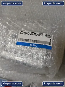 SMC CDQ2B80-30DMZ-A73L Compact Air Cylinder – actual item, photo 3 of 5