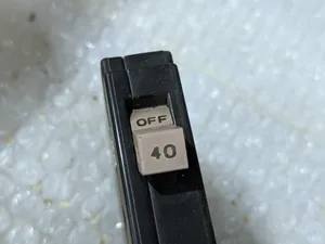 Cutler-Hammer CH140 Circuit Breaker