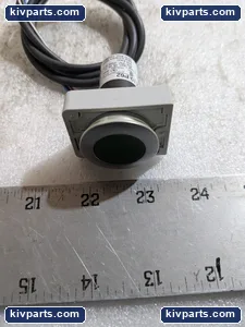 Eaton C30C-FD-G-K10-P62 Pushbutton – actual item, photo 4 of 8