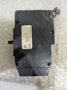 General Electric 569B869P5 Type TEY Circuit Breaker