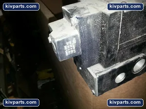 Parker H4119BBA53A Solenoid Valve – actual item, photo 4 of 5