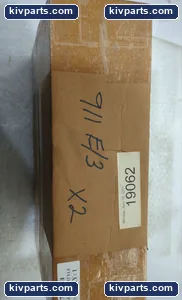 Monday. April 3217-7044-4 Yoke Style Seal – actual item, photo 2 of 4