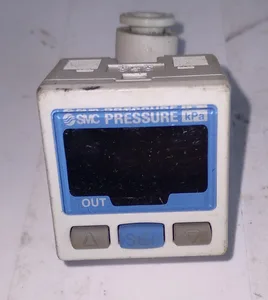 SMC ZSE30-C6L-65 Vacuum Switch 2 Color Display