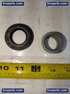 Chicago Rawhide 9663 Radial Shaft Seal – actual item, photo 4 of 5