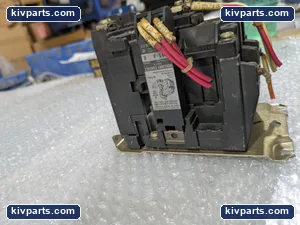 Allen-Bradley 500F-A0D920 Contactor – actual item, photo 6 of 9