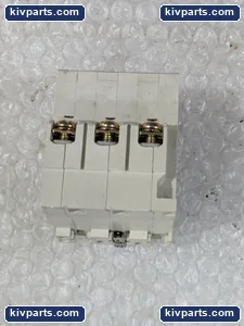 Fuji Electric CP33FM/30 Circuit Protector Breaker – actual item, photo 4 of 5