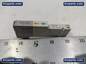SMC SV1A00-5FU Pneumatic Component – actual item, photo 2 of 3