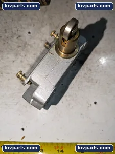 Honeywell DTF2-2RQN8-LH Division Micro Switch – actual item, photo 3 of 6