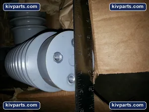 H J 200 Series EPC02-005-022E01 Uniform Strength Switch Bus Insulator Porcelain – actual item, photo 2 of 3