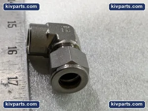 Swagelok 09930-14 SS Elbow Fitting – actual item, photo 4 of 8