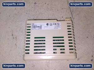 ABB 3BSE008514R1 DO820 Relay Output Module – actual item, photo 2 of 4