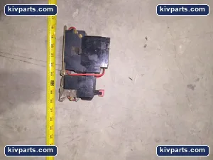 Square D 8536 SA012 Motor Starter – actual item, photo 4 of 6