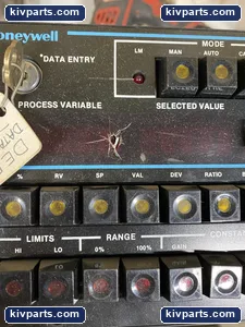 Honeywell C-DPDOO Data Entry Panel – actual item, photo 3 of 11