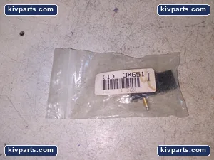Omron Z-15GS-B7-K Snap Action Switch – actual item, photo 2 of 3