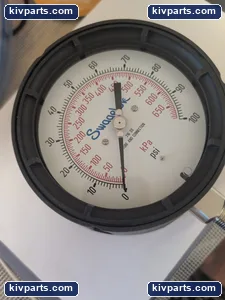 Swagelok 1/4MNPT GI Gauge – actual item, photo 4 of 4