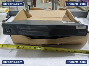 Cisco C881 Network Switch – actual item, photo 4 of 6