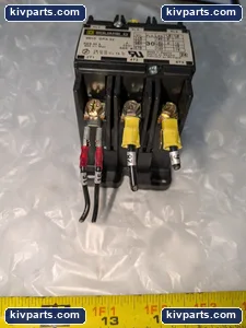 Square D Contactor – actual item, photo 2 of 5