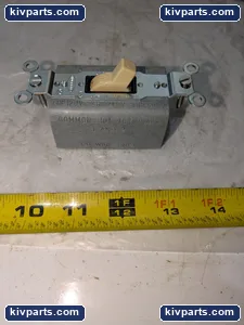 1381-L Hubbll Toggle Switch – actual item, photo 2 of 4