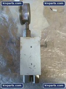 Ashcroft 238A460-02 0-300 PSI Check Valve Flow Meter – actual item, photo 2 of 8