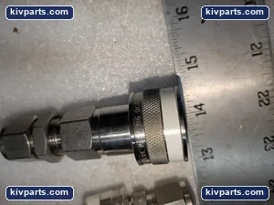 Swagelok QC8 KEY6 Pipe Fitting – actual item, photo 5 of 7