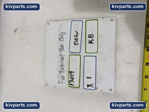 Eaton 69-BOX Wallplates and Switch – actual item, photo 3 of 3