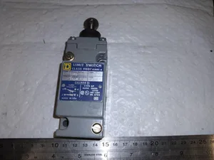 Square D C34D Limit Switch
