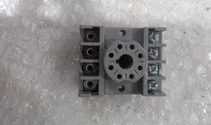 Niles 30OVAC Dayton 5X852F Octal Relay Socket